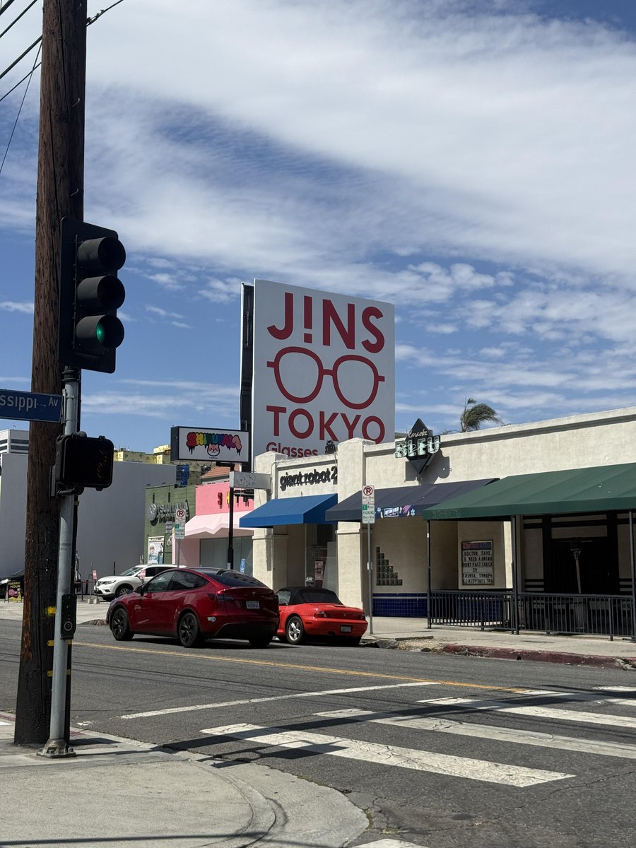 numanuma07's tweet photo. L.A.'s Japantown https://t.co/xhyfnkFf0y