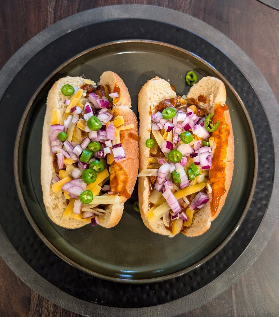 devicecontrol2's tweet photo. Chili dawgz https://t.co/QD5fKLK7cy