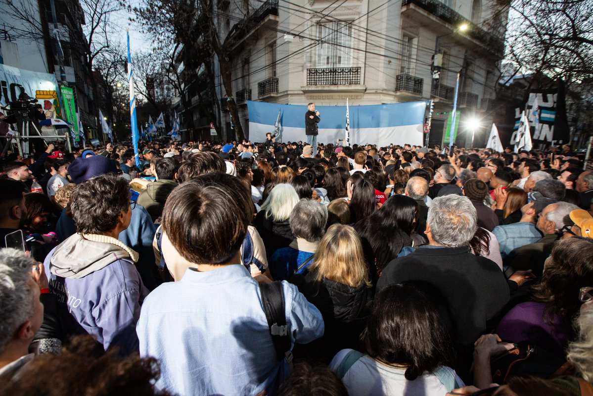 secasfpi's tweet photo. “Cristina se fue con una Plaza llena de un pueblo agradecido” Máximo Kirchner hoy, a 4 años del intento de magnicidio contra Cristina. Cuatro años de impunidad. https://t.co/dTKFquOcRG