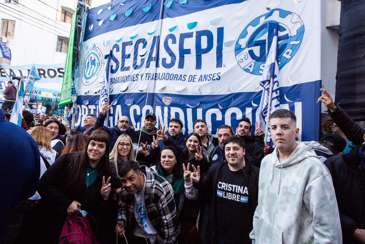 secasfpi's tweet photo. “Cristina se fue con una Plaza llena de un pueblo agradecido” Máximo Kirchner hoy, a 4 años del intento de magnicidio contra Cristina. Cuatro años de impunidad. https://t.co/dTKFquOcRG