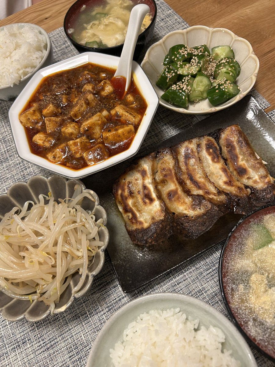 ayankii_camp's tweet photo. 最近の自炊ごはん👨🏻‍🍳
バランス意識してるけど色少なめ😮‍💨
この夏もとうもろこし🌽たくさん食べた!! https://t.co/GPafK9Rl44
