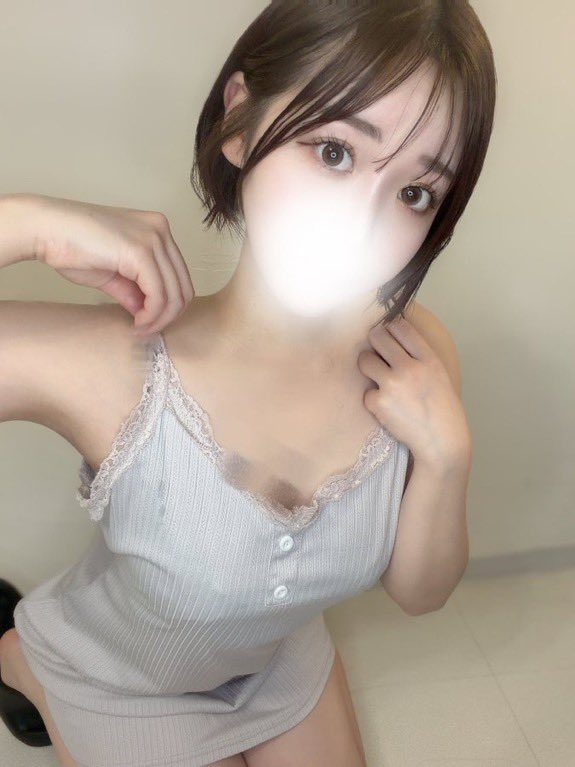 hamakoko_'s tweet photo. おはよー☀️

そういえばね、金曜日から3日ほどお休み貰うので珍しく木曜日出る😳‼️
激レア‼️です‼️よろしくね🥳 https://t.co/ueknZ0oeUn