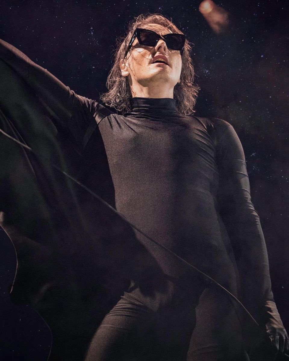 cuntygerard's tweet photo. like astranomical levels of cunt were served. possibly the cuntiest look ever https://t.co/AI1CzaAit7