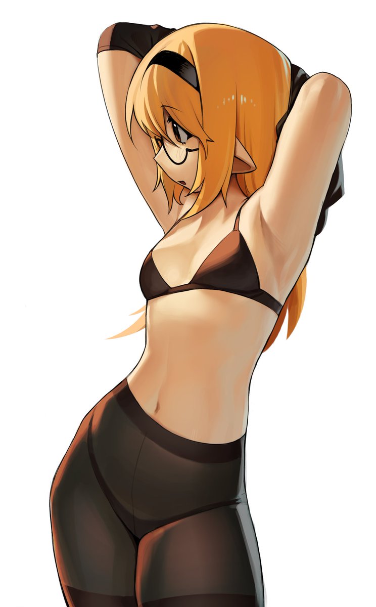 yirtios's tweet photo. checking herself out https://t.co/5i0ZjbZPFQ