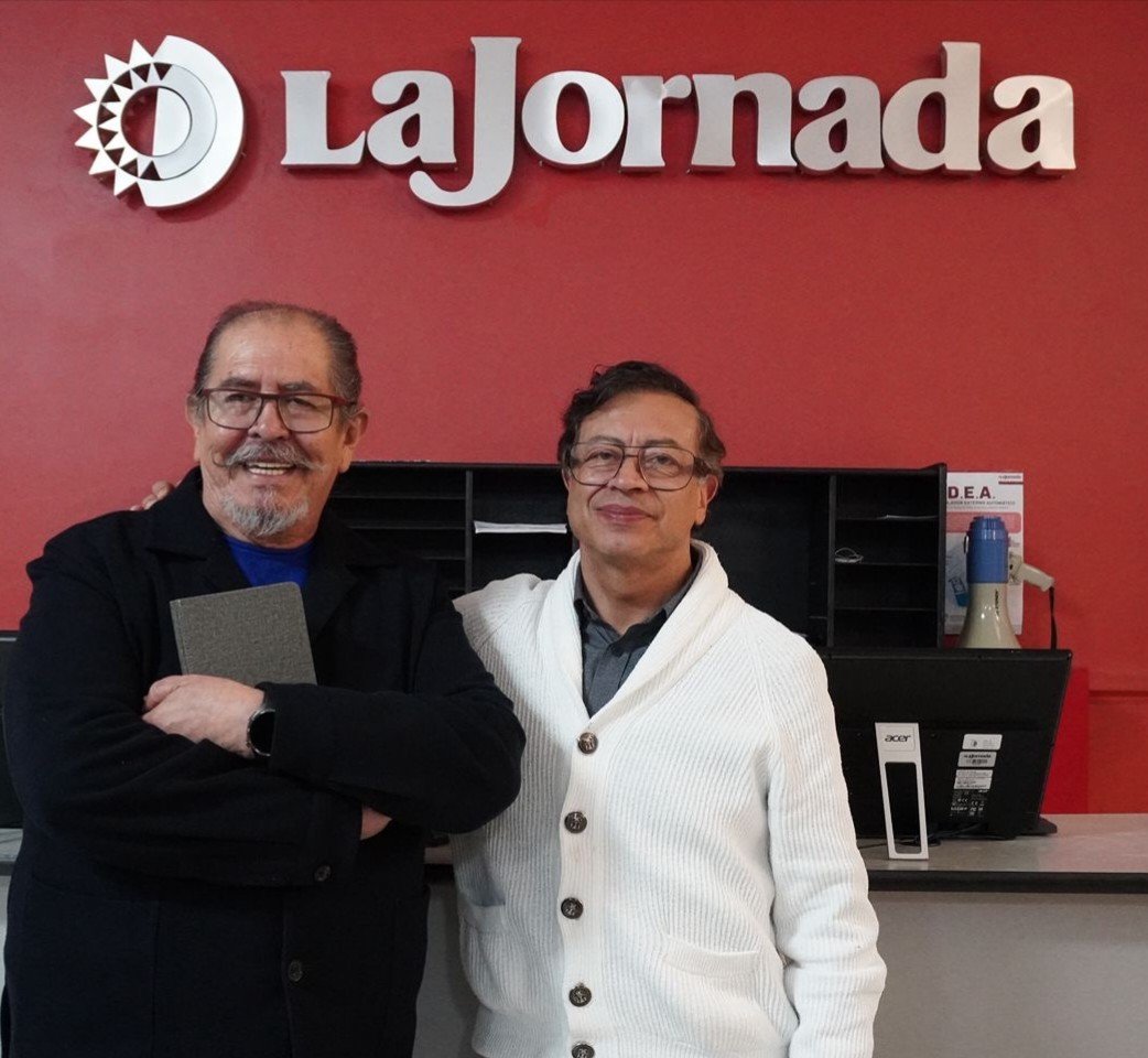 petrogustavo's tweet photo. Realicé una entrvista en el diario La Jornada con el editor Miguel Ángel Velasques. https://t.co/RBQwDihyKu