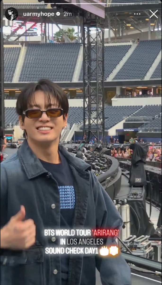 happinessie's tweet photo. Happy Birthday, JK!! 🐰🎂💜

i'm on my way!! 🥹🥹🥹 https://t.co/OkcxzYTbn4