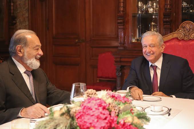 osvaldoags's tweet photo. La mafia del poder nunca se fue, sólo cambiaron las manos que la administran. 
Al final todos son parte de la misma oligarquía corrupta de siempre. https://t.co/1CbeBZoT5n