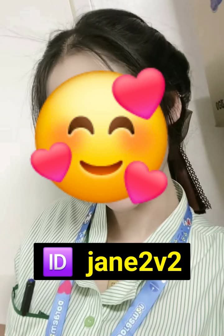C1ziix's tweet photo. อีกหนึ่งน้ำหอมแบรนด์ไทยที่กลิ่นเอกลักษณ์เค้าชัด กลิ่นติดทน แล้วดีไซต์ทันสมัย สวยมากๆ ถือไปใช้ที่ไหนไม่อายคนแน่ๆ😍💗

   Id:  jane2v2 

#สมุย #รับงานสมุย https://t.co/K0jMMM5jCg