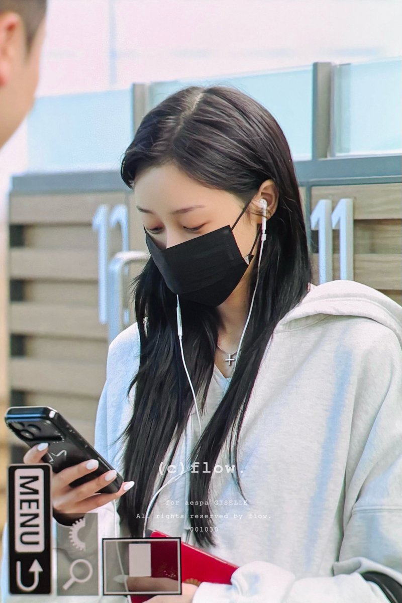 flow001030's tweet photo. 260902 

#aespa #æspa #에스파 
#GISELLE #지젤 #ジゼル https://t.co/bc5uMvaXZx