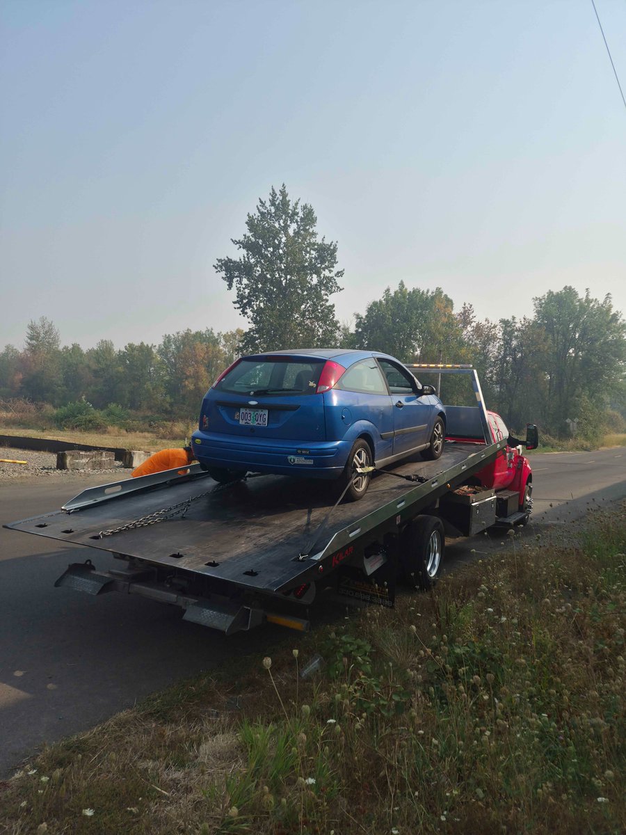 WingedPiston's tweet photo. Yesterday I was driving my beat up Focus and it decided to yeet the accessory belt, lol. 
#ford #fordfocus https://t.co/xX73Io0Mms