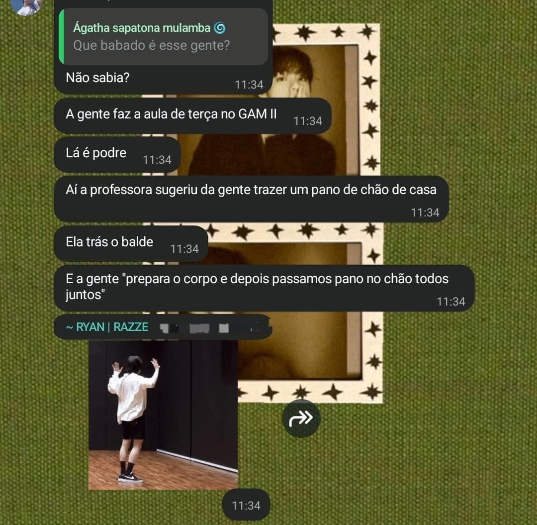 yoonphoriee's tweet photo. Matéria de limpar chão II https://t.co/gsaaVKoV4d