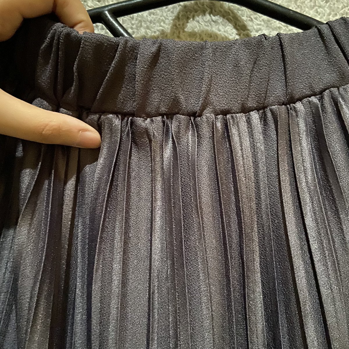fairiesims's tweet photo. rok plisket velvet abu-abu
lingkar pinggang 60-100 (mengikuti bentuk perut)
panjang 95cm
💰rp45.000

bahan tebal adem 

🍊 https://t.co/q3tSwPFHp5 https://t.co/BpoADoBPJ8