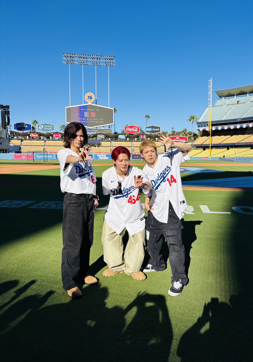 nobuchan6817's tweet photo. #Number_i 始球式で、ドジャースタジアム来場⚾️プチ写真館。その③ #Dodgers #ドジャース https://t.co/SXp6rR5M72