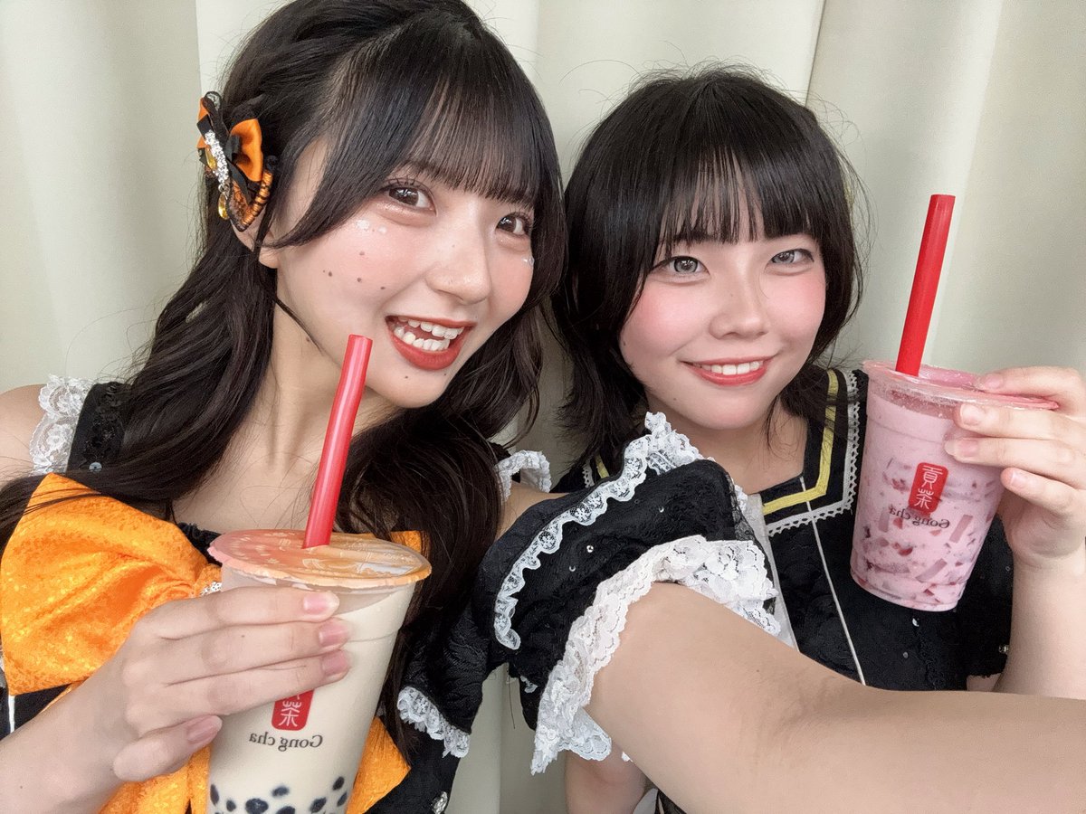 Shippo_Chiaki's tweet photo. おはちゃ☀️☁️

朝配信ありがとうー！！！今日も無理なく！！！

この間チェキスタさんにもらったゴンチャ🥺🥺🤍とっても美味しかったぁぁぁ、嬉しい、、、しおんちゃんをそえてっ！ https://t.co/fibnwhm2J6