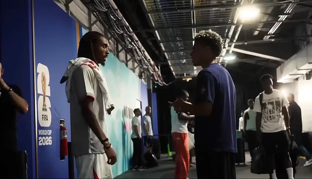 souffledevil01's tweet photo. already tweaking over madrid v inter and nations league like bellingham x spence x doué WHO SEES THE VISION😋spence wearing that little star pimple patch inspired by hisoka meanwhile doué is a whole gon stan and literally had him as his pfp for a while like idc i’m shipping https://t.co/N1dIAzEgnW