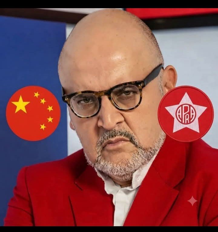 Victor27547416's tweet photo. ¿POR QUÉ WILLAX ATACA A KEIKO?

Sencillamente porque su dueño es el principal propulsor de los intereses de la China Popular o Comunista en el Perú. 

Para el Partido Comunista Chino, Patria Roja no es otra cosa que un coro de viejos adefecieros y algunos jóvenes chupamedias limosneros. 

El comunismo chino es netamente pragmático, prefiere mil veces al APRA que a Patria Roja y, a Erasmo Wong, empresario capitalista, que a Alberto Moreno, la cabeza de Patria Roja.

En menos de dos décadas, Erasmo Wong, con su Asociación Peruano China, ha hecho para los chinos muchísimo más que Patria Roja en 70 años de existencia.

Álan García en su primer y segundo gobierno fue netamente prochino.  Y por eso los apristas y apristones, como todo buen búfalo, siguen tras el dragón.
Una pena. 

Mientras Sendero les mataba dirigentes, Álan mandaba a Carlitos Roca a realizar pingües negocios con el tirano de Corea del Norte.
Así fue, así es y así será el APRA.

No sólo es el celo de que un buen gobierno de Keiko merme su influencia. Hay otra cosa.  No todo es celo egoísta. También hay muchos negocios. Allí está el detalle.  Y, sobre todo, defender los intereses de China en Perúsalem.

En realidad el APRA y sus periodistas apristones, desde el gringo Thorndike hasta la Beto, son mucho más efectivos para los chinos que cualquier arrebato de los payasos comunistas de la plaza San Martín.

Y por eso quieren debilitar a Keiko, por su acercamiento a Estados Unidos, pensando los burros búfalos, que van a entrar al Poder por la ventana. 

La misma canción de siempre, como en los 80, cuando se abrazaban con los rojos al mismo tiempo que les mataban  alcaldes.
O Álan alabando la "mística" de los tucos. 

Hay cosas que no cambian, y el APRA es una de ellas.
Yana Una.