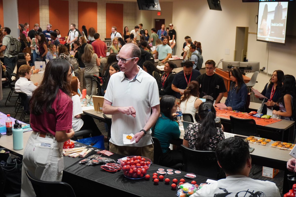 UNLVINGG's tweet photo. August Dump: Part 2 📸✨

Because one post wasn’t enough for August! More moments from a month filled with events, connections, learning, and the start of a new semester.

That’s a wrap on August.

#INGG #UNLVBoydLaw #UNLV #TribalGaming  #AugustDump https://t.co/KSQrlY0wWX