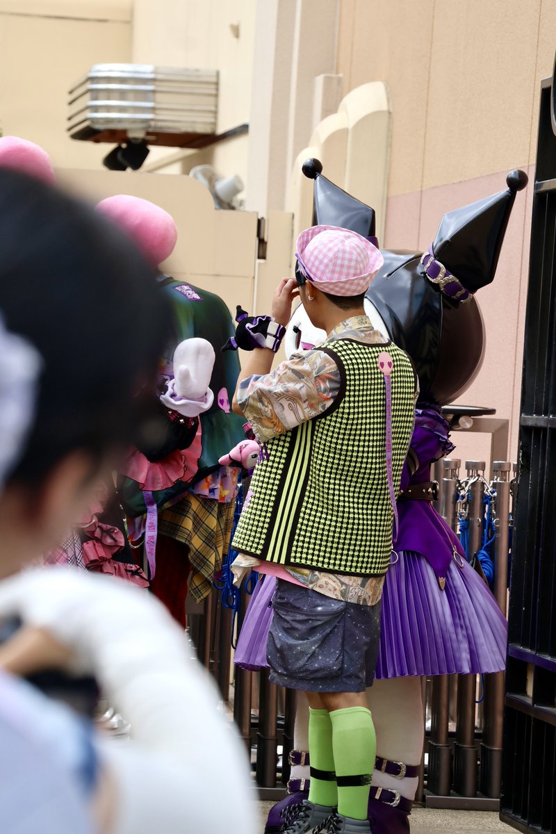 Cv4Jam's tweet photo. 2026/09/02 10:10

サッパリされましたね👦🏻✂️

#クロミライブ https://t.co/a1ePix7xMN