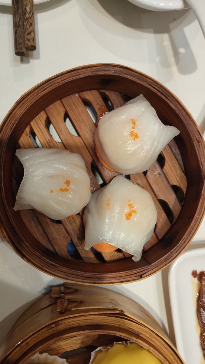 cQoNXxhFmjZucoD's tweet photo. 下班顺路逛菜场，带了带露水的嫩上海青、现杀的土鸡肉，还有刚剥的鲜玉米粒，今晚的快手靓汤和清炒时蔬安排得明明白白～ https://t.co/trqoa4Yhbm