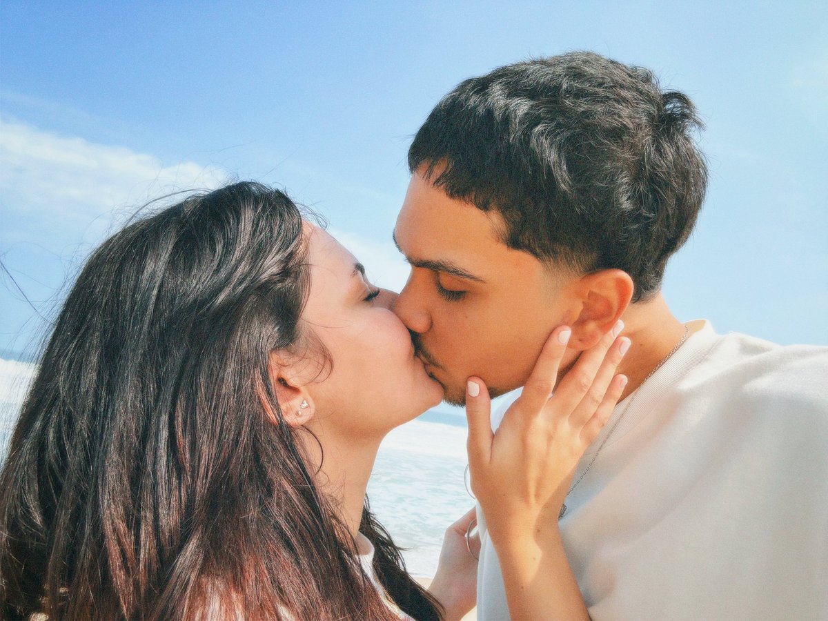 feyrerhode's tweet photo. baby you’re a lifetime ♡ https://t.co/c83vHlFTev