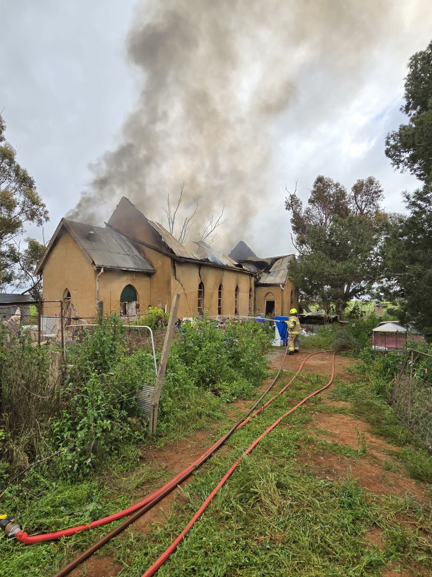 CFSAlerts's tweet photo. Structure fire at Taldra - 2 September 2026 https://t.co/3AJqD6fpv6 https://t.co/eH9dB8muBS