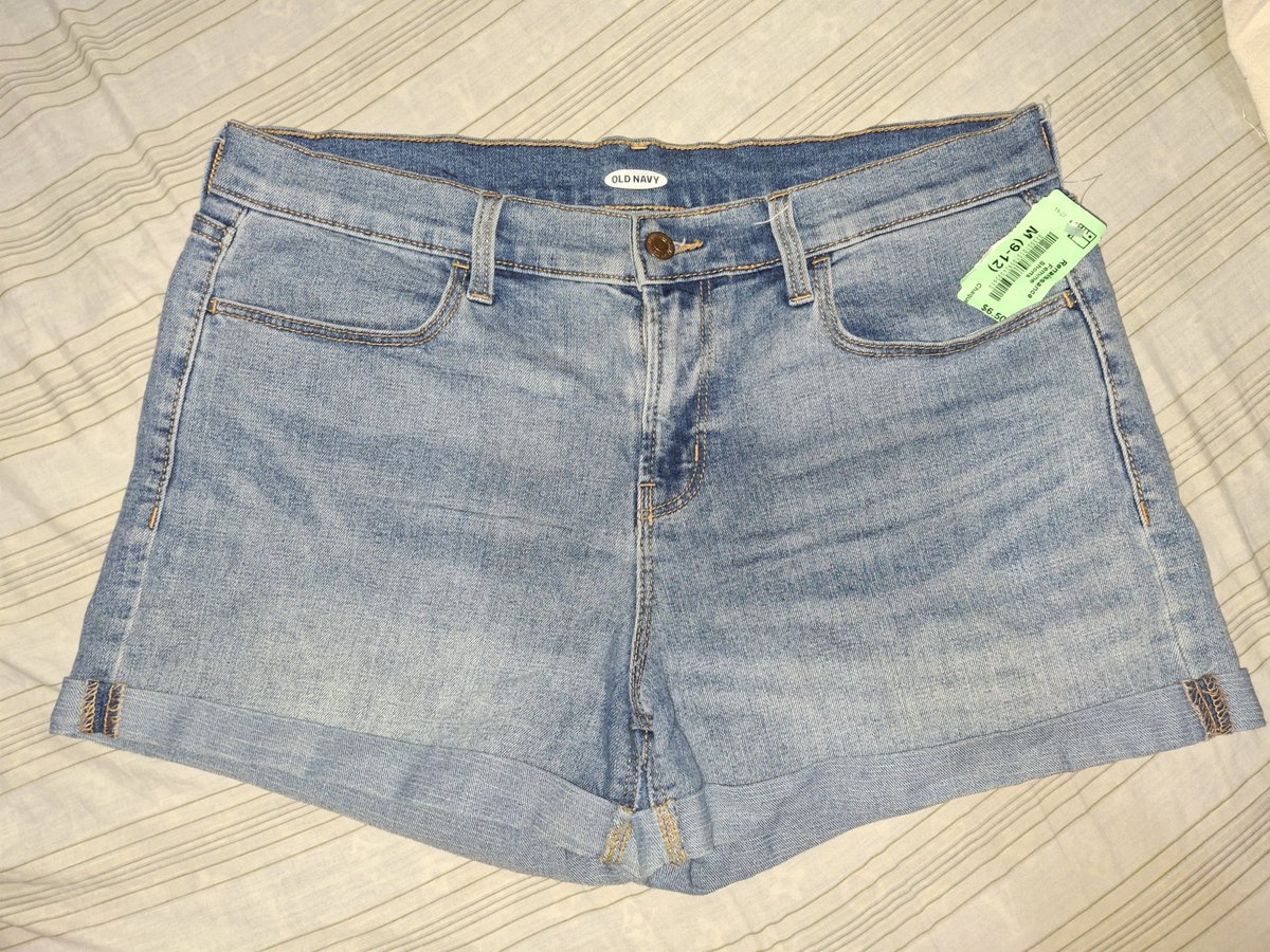 kookiemanstaV's tweet photo. Wts lfb ph 

DECLUTTERING (PLUS SIZE)

Selling my Pre-loved Clothes!

Reminders:

* All items are lightly used and well loved. (but mostly new pa ang branded)
* size 35-36
* Colors may vary due to lighting.
* No cancellations. Payment first.

MOP: Gcash
MOD: JNT

📍QC https://t.co/VFgOTv8XMc