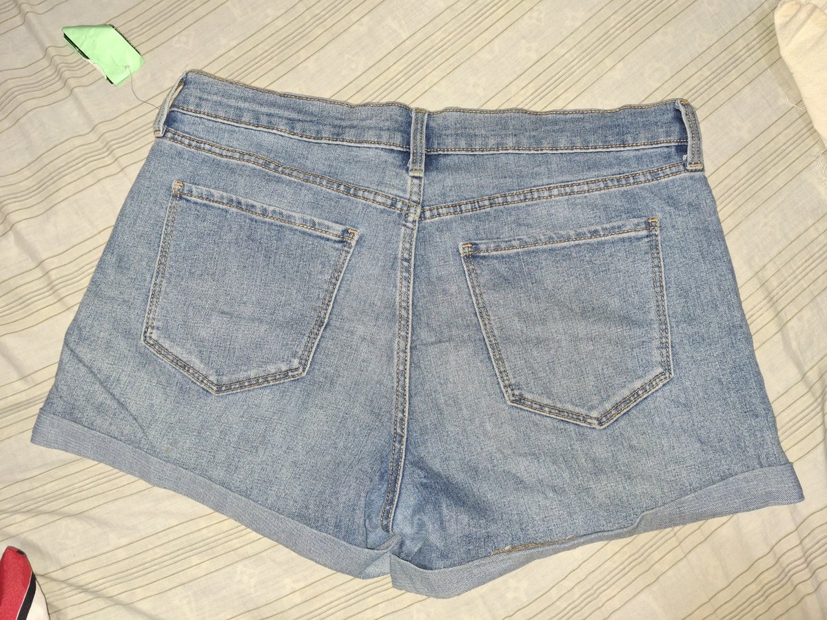 kookiemanstaV's tweet photo. Wts lfb ph 

DECLUTTERING (PLUS SIZE)

Selling my Pre-loved Clothes!

Reminders:

* All items are lightly used and well loved. (but mostly new pa ang branded)
* size 35-36
* Colors may vary due to lighting.
* No cancellations. Payment first.

MOP: Gcash
MOD: JNT

📍QC https://t.co/VFgOTv8XMc