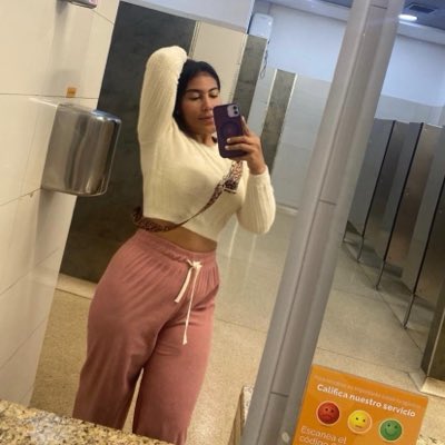 Hanny8132's tweet photo. #NuevaFotoDePerfil https://t.co/bGasNW3ZFd