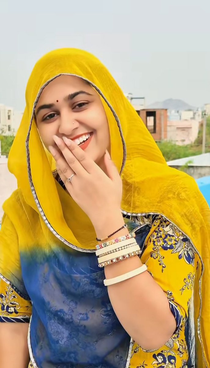 Shekhawat_089's tweet photo. दोस्तों जहां सूर्य की किरण हो वहीं प्रकाश होता है और जहां प्रेम की भाषा हो वहीं परिवार होता है !! 🧖🏻

GOOD morning ☕ https://t.co/Kf0Lk3dc4Q