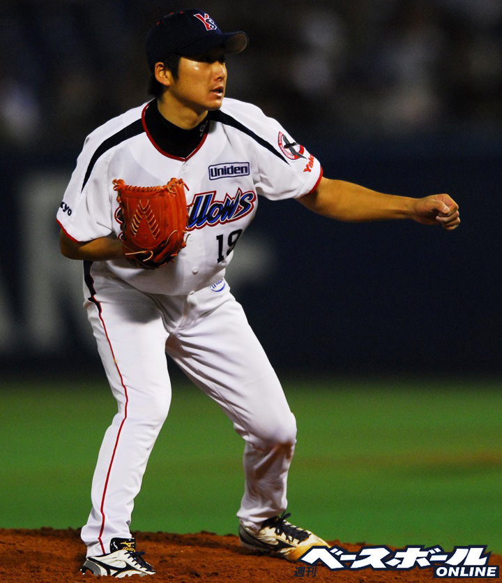 BaseBallMOnline's tweet photo. 【Thank You👏👏】

ヤクルト・石川雅規投手が今季限りでの現役引退を表明しました

史上初の24年連続勝利を達成するなど、通算551登板で188勝をマーク。長らくエースとして活躍し、リーグ優勝3回、日本一1回を経験

PROFILE▼
https://t.co/JUIOUt9o4a

#石川雅規 #ヤクルトスワローズ #swallows https://t.co/RgKgpcEH2x