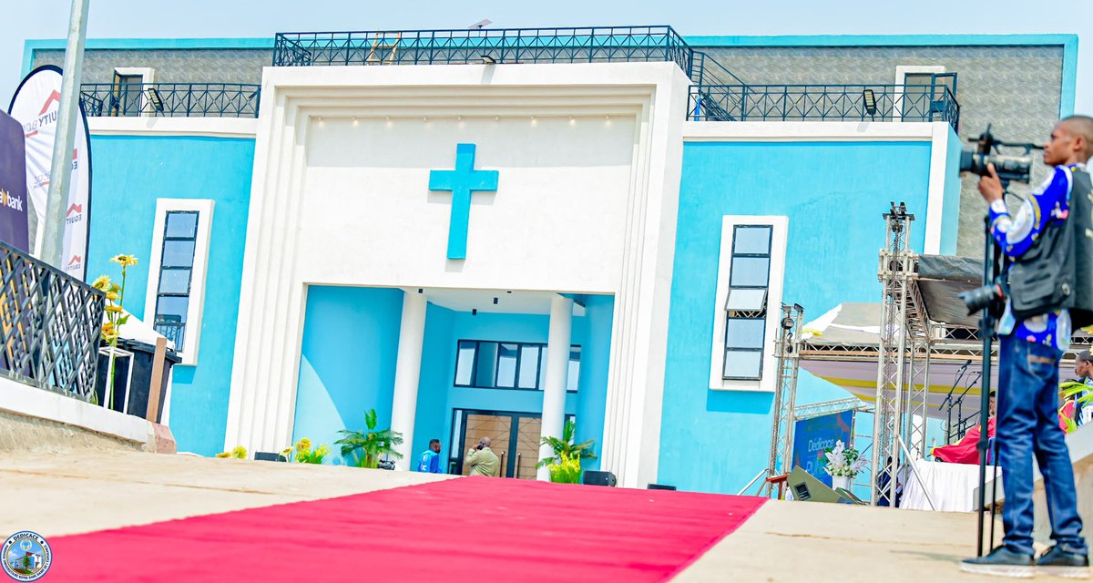BlaiseKanda2's tweet photo. ❤️🇨🇩🙏🏽Les routes
Les écoles
Les hôpitaux
Les Universités
Les gratuités
De la scolarité 
Et de la maternité t
Les ponts ….
Et même les églises !
—-
Malgré la guerre 
Fatshi persévère ❤️🇨🇩🙏🏽 https://t.co/qhHV3WQOzY