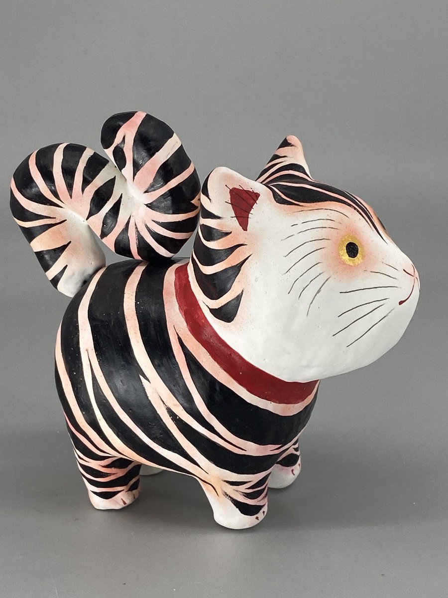 harikonohayashi's tweet photo. 猫張り子を作りました https://t.co/NB4XV76uvg