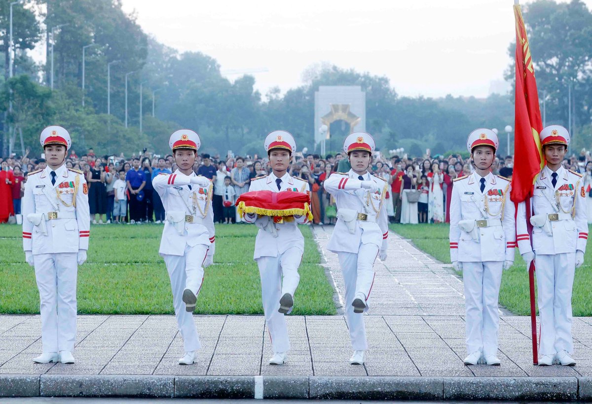 VietnamNewsVNS tweet picture