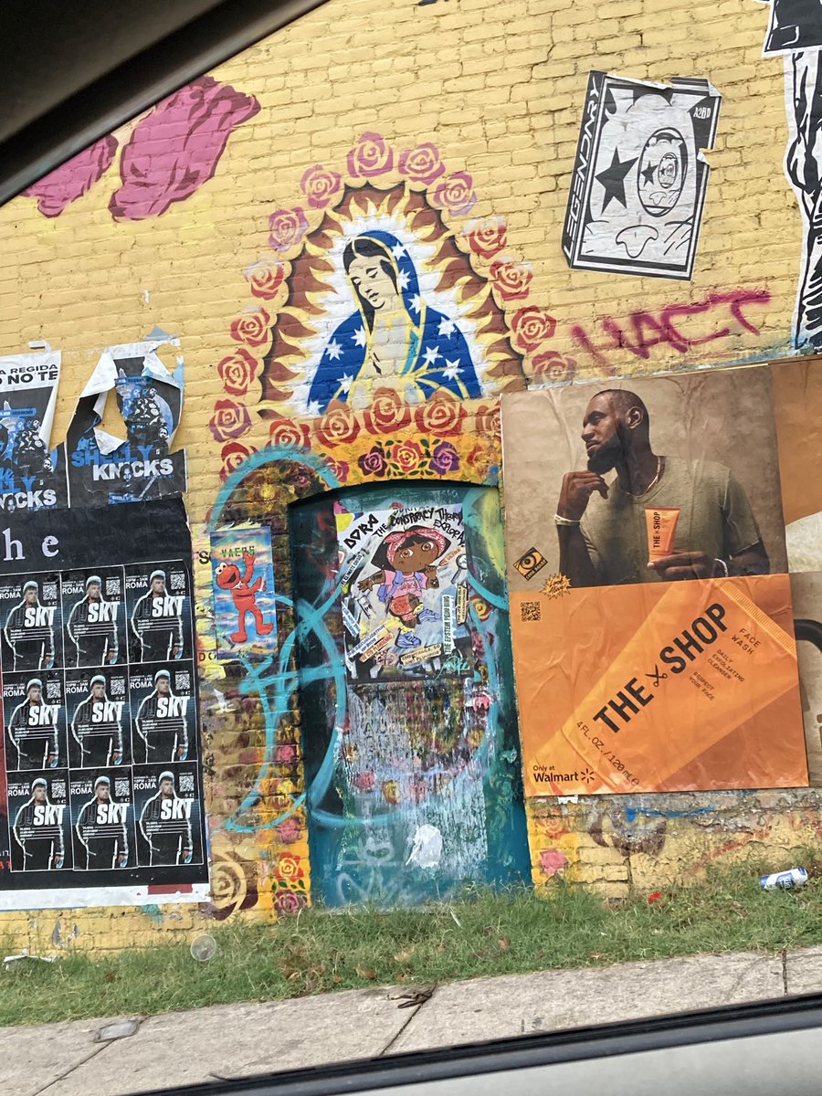 a_town2188's tweet photo. “Look God Bless Atown” https://t.co/mxz2QedoEA