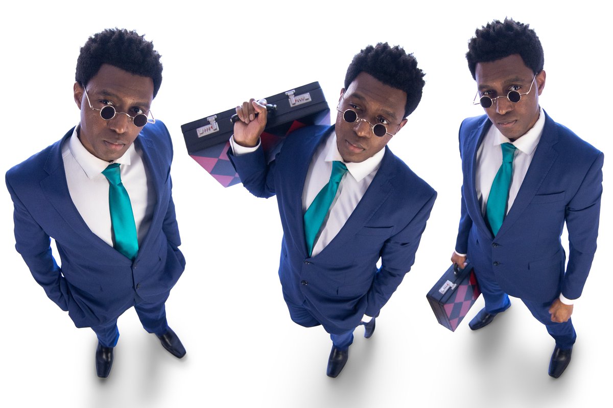 rj_hooks's tweet photo. September 1st in York New City! Some unreleased poses and a couple of old ones that I enjoyed of Leorio!
#leorio #hxh https://t.co/XRYizGES7D