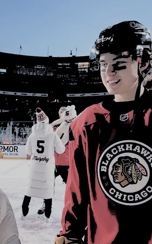 lCYEDGES's tweet photo. throwback. 🏒 https://t.co/312VVgmFxS