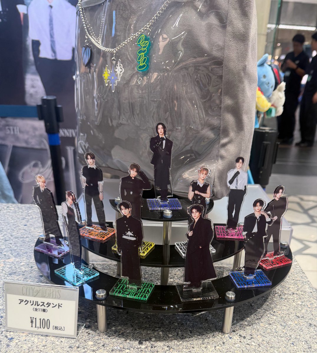 mmma_tcym1n1's tweet photo. ポーチ、バインダー、アクスタ、トートバッグ😃 https://t.co/pu32BxDQZe