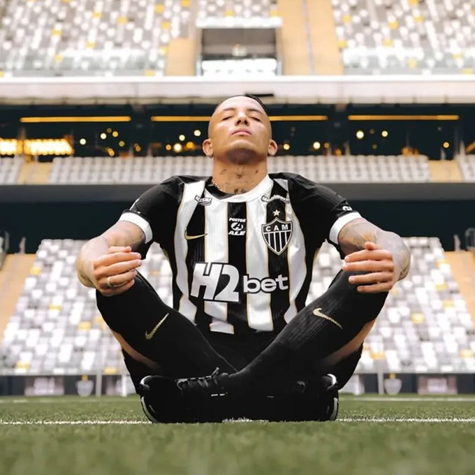 SVargasOK's tweet photo. ¡Partidazo de Kevin Castaño! PARTIDAZO.

Clarito con la pelota, firme en los duelos. ¡Figura de un Clásico Mineiro caliente en Copa! Por partidos como el de hoy es que Castaño despierta tanta ilusión para Selección: jugando así es titular sobre Lerma.

🇧🇷 #CopaDeBrasilEnDSPORTS. https://t.co/jfbYNvXDMF