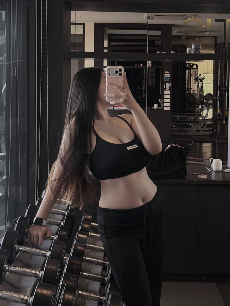 Mist_Kaylaa's tweet photo. Gym today, anyone slave wanna pay my bills?
Suka ga cium celana dalam dan kaos kaki gw habis ngegym? Haha
Liat cowo rendahan gitu puas bgt gw

#jakarta #findom #paypig #humiliation #assworship #armpitworship #footworship https://t.co/7jo2QKTrNa