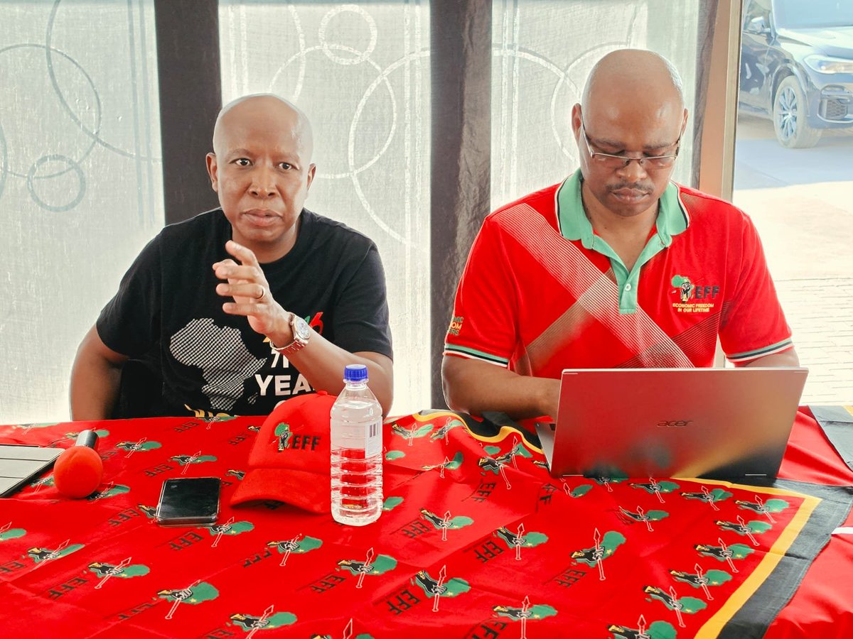 EFF_Limpopo's tweet photo. ♦️In Pictures♦️

The EFF President and Commander In Chief Julius Sello Malema met with Collins Chabane Mayoral Candidate, all Collins Chabane ward Councillor Candidates and SRETF members to get reports on the organisational readiness ahead of Local Government Elections https://t.co/vfbQlSOWOp