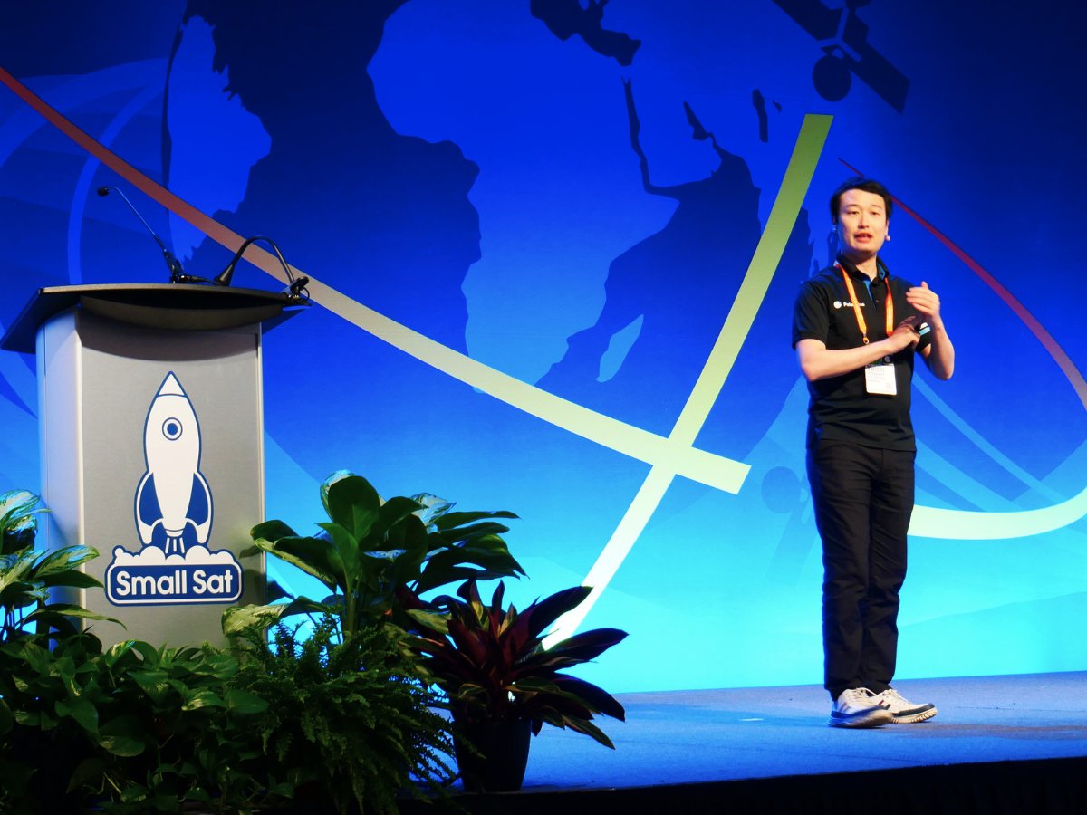 PaleBlue_Inc's tweet photo. 米国で開催された #SmallSatConference で共同創業者の中川が水イオン推進機 #PBI の実証について報告しました✨開場やブースにて、たくさんのご質問をいただきました🛰️
PBI white paperはこちら ▶https://t.co/6pUEVqF9RD
#smallsat26 #PaleBlue https://t.co/7eGjQrvBFt