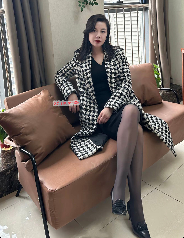shumei06's tweet photo. 经典千鸟格，穿出属于自己的从容与气场。✨ https://t.co/ZLgZz8ksje