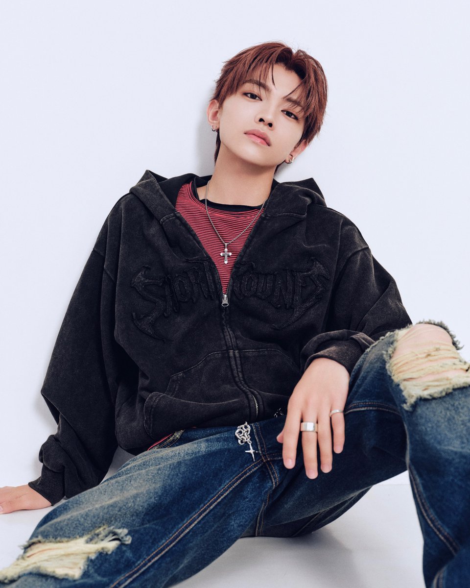 WEGO_press's tweet photo. AUTUMN IT ITEMS meets #WILDBLUE
~ZIP PARKA~
#宮武颯 #HAYATE
ｰｰｰｰｰｰｰｰｰｰ
◻︎ブリーチダメージアップリケZIPパーカー

https://t.co/LKcMCG4oDn
ｰｰｰｰｰｰｰｰｰｰ
@wildblue_ykme 
@haayaatee_ 
#WEGO #ZIPパーカー https://t.co/2VskVAVDiA