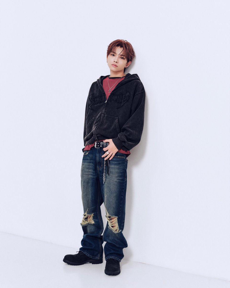 WEGO_press's tweet photo. AUTUMN IT ITEMS meets #WILDBLUE
~ZIP PARKA~
#宮武颯 #HAYATE
ｰｰｰｰｰｰｰｰｰｰ
◻︎ブリーチダメージアップリケZIPパーカー

https://t.co/LKcMCG4oDn
ｰｰｰｰｰｰｰｰｰｰ
@wildblue_ykme 
@haayaatee_ 
#WEGO #ZIPパーカー https://t.co/2VskVAVDiA