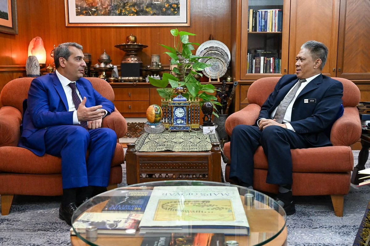 MalaysiaMFA's tweet photo. ° Chief of Protocol, Ambassador Ikram bin Mohd Ibrahim received a customary introductory call by the Ambassador-designate of the Republic of Azerbaijan to Malaysia, H.E. Khazar Farhadov at Wisma Putra on 1 September 2026.

° In accordance with the established international diplomatic convention, the Ambassador-designate presented a copy of his Letter of Credence to the Chief of Protocol prior to the Ceremony for the Presentation of Credentials by Heads of Mission to His Majesty Sultan Ibrahim, King of Malaysia at the Istana Negara in due course. 

° Chief of Protocol congratulated the Ambassador-designate on his appointment and expressed confidence that the close and cordial relations between Malaysia and Azerbaijan will continue to be strengthened during his tenure.

🇲🇾🤝🇦🇿

#WismaPutra #MalaysiaAzerbaijan #ProtocolAffairs #DiplomasiMADANI #MalaysiaMADANI #TaatSetia