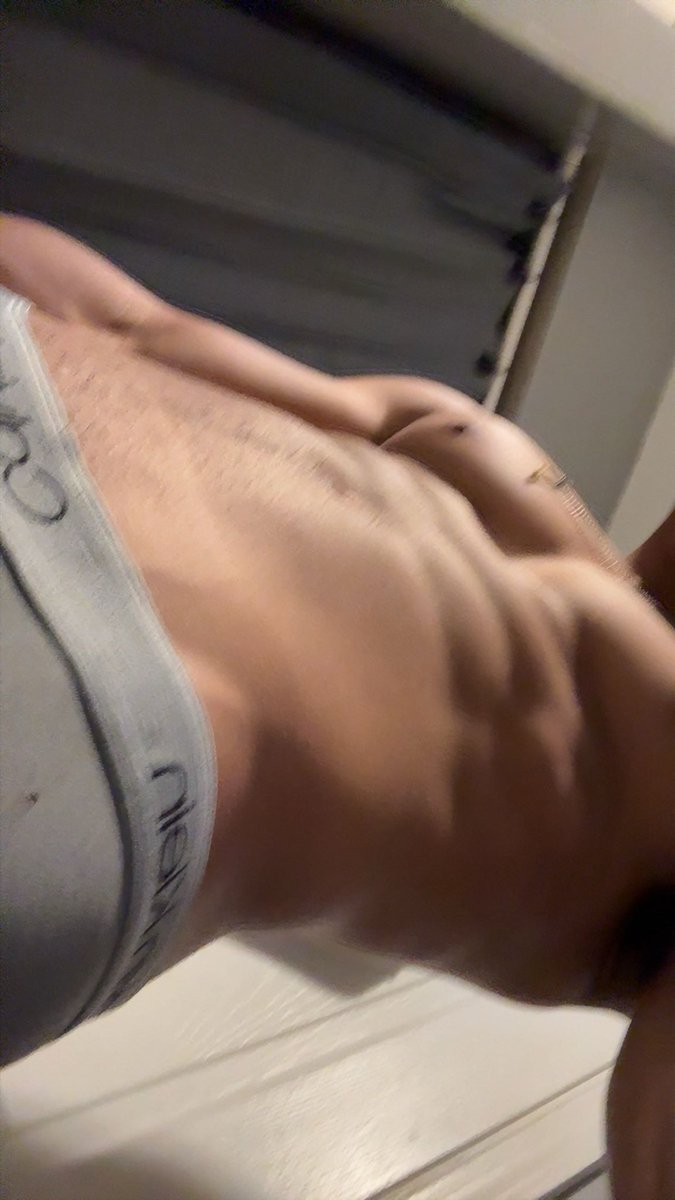 R3V0IVER's tweet photo. People keep asking for an onlyfans should I make one? �� https://t.co/42g5m7oX7e