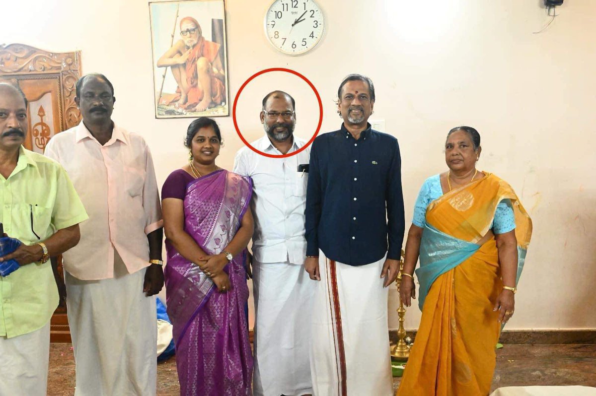 VigneshAnand_Vm's tweet photo. தவெக சார்பாக பேசக்கூடிய குடந்தை அரசன் யார் ? 

அருந்ததியினர் உள் ஒதுக்கீட்டிற்கு எதிராக வழக்கு தொடுத்தவர். https://t.co/ziwQKHXK9V