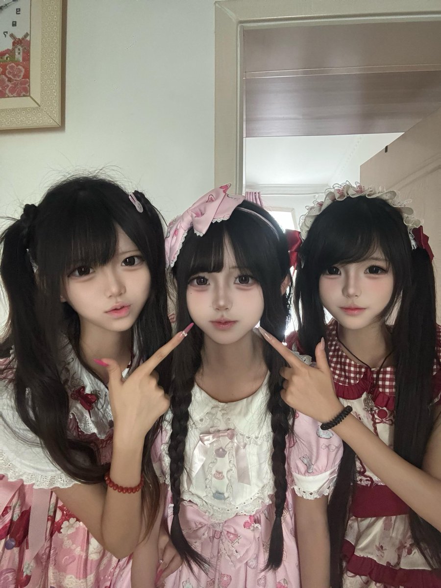 GovindK39848562's tweet photo. 三姐妹真的不要🚪

真的给b看 不信你试试 

我们真的是女菩萨 https://t.co/jmZWrpubF8