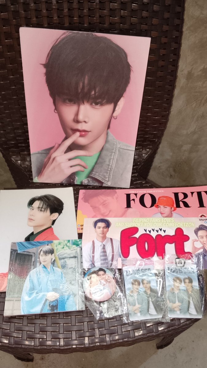 luvfortpeach's tweet photo. Helo po, filo babyfeat, baka my interested po dto, nag dedeclutter kc ako😅 selling this for 350, lhat n po Yan. SF not included po sa price. Just dm if interested po.
#fortpeat #babyfeat #peatwasu #fortfts https://t.co/WnnA5aCtyk