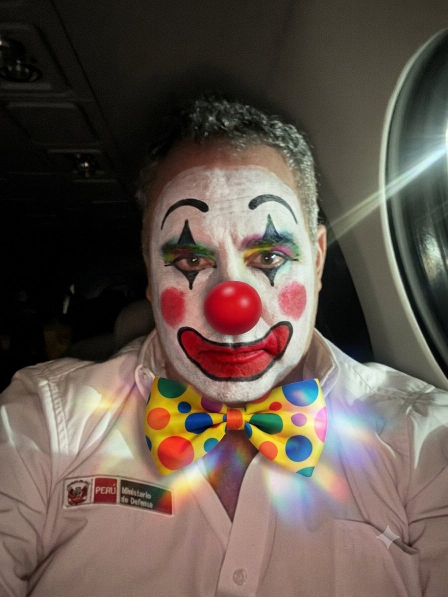 arihmanperuano's tweet photo. Rafa #Belaunde volviendo d Trujillo luego del papelón más grande del gobierno d #Keiko y la #PNP hasta ahora. 
Lo q quiere mostrar // Lo q todos vemos https://t.co/8YJ1D2Ph6T